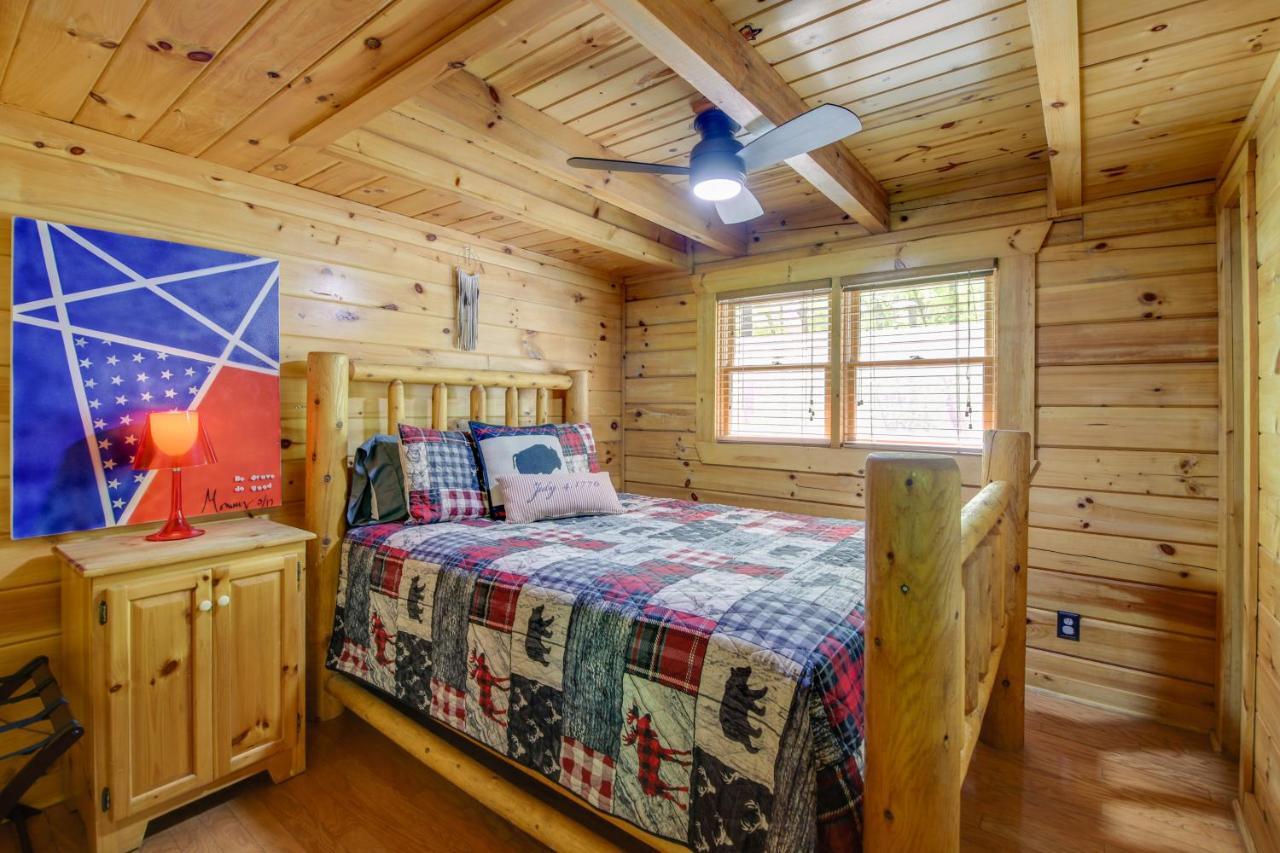 Gatlinburg Family Cabin With Private Hot Tub And Deck! 빌라 외부 사진