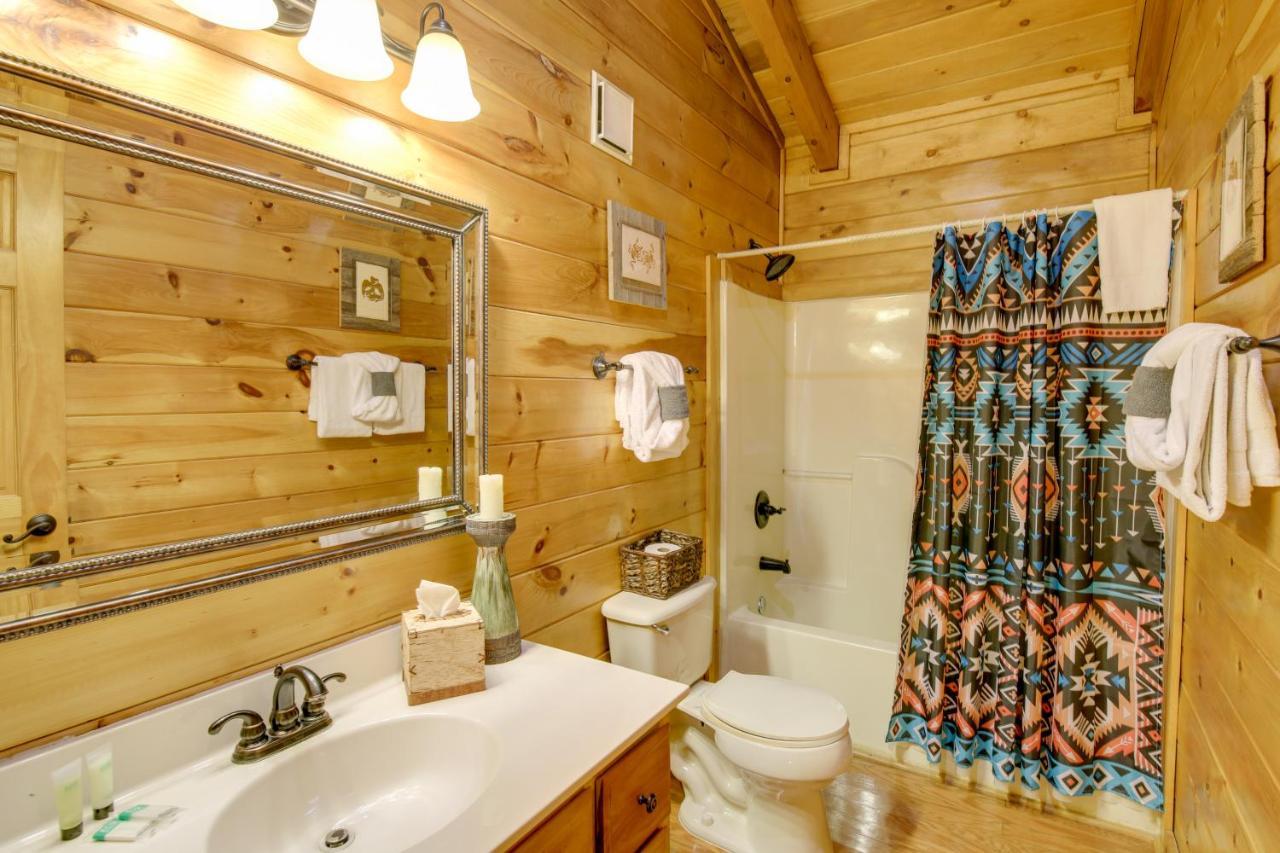 Gatlinburg Family Cabin With Private Hot Tub And Deck! 빌라 외부 사진