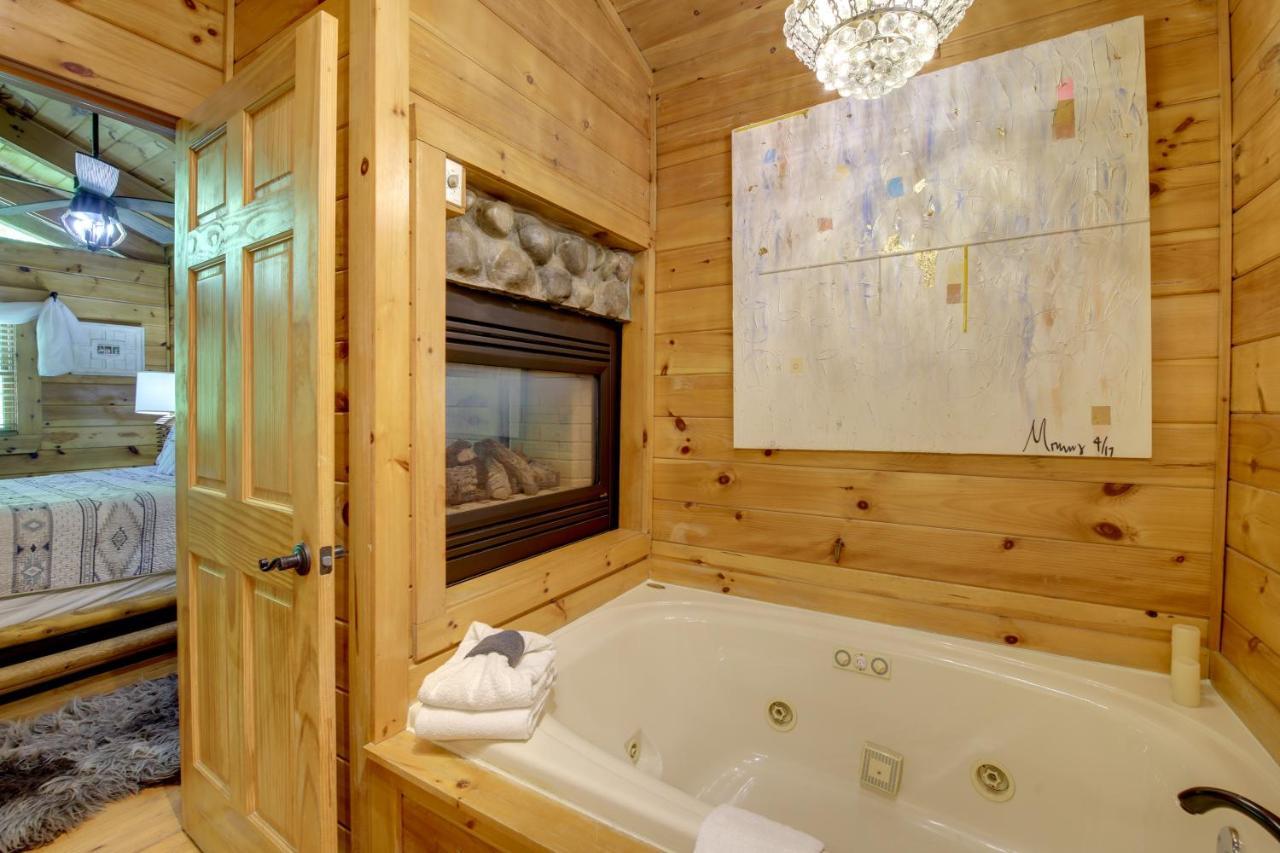 Gatlinburg Family Cabin With Private Hot Tub And Deck! 빌라 외부 사진